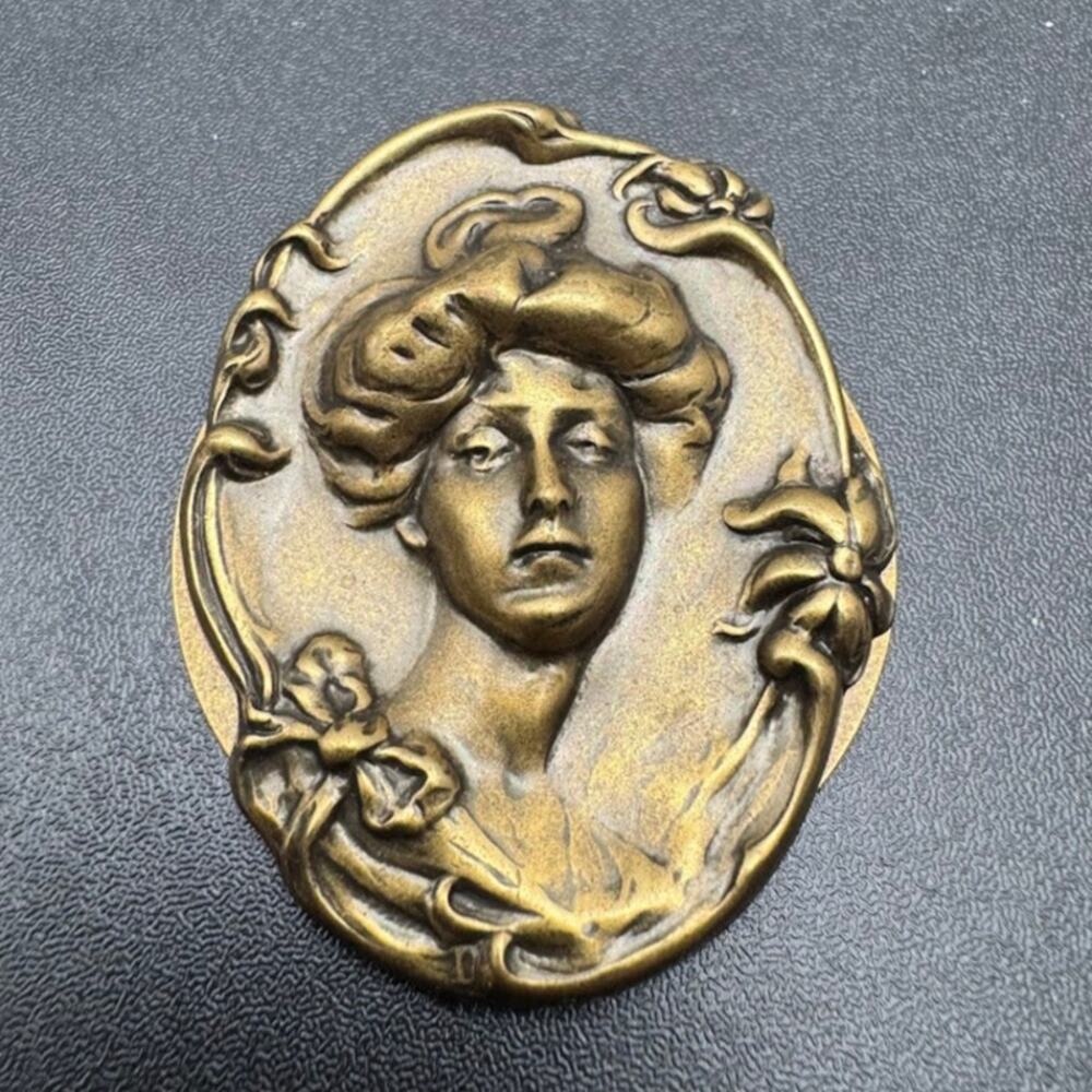 Lieba Brass Tone Gibson Girl Repousse Scarf Clip Vintage Art Nouveau Style